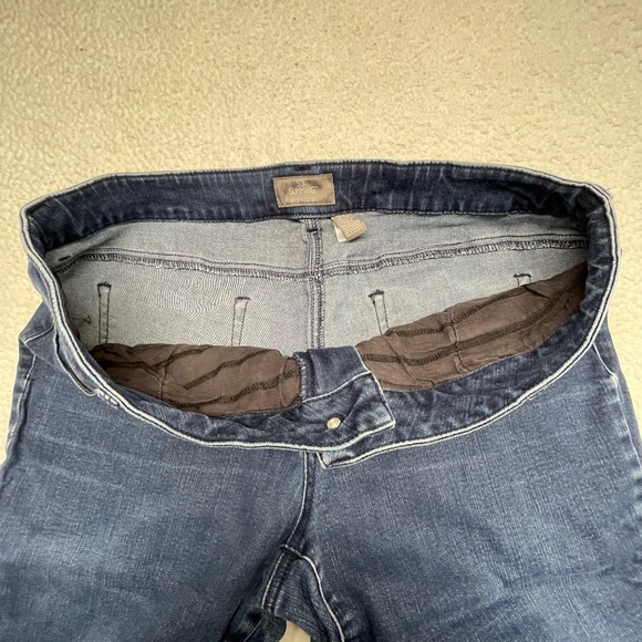 Women’s Chico’s So Slimming 2.5 Regular Blue Jeans - Picture 5 of 12